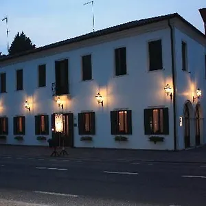 hotel-ristorante-alla-villa-fini.hotelinveneto.com/